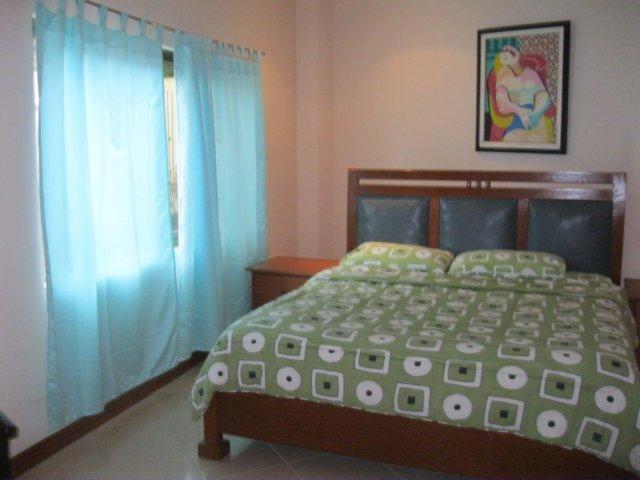 Red Tulip Hotel آنغلوس المظهر الخارجي الصورة
